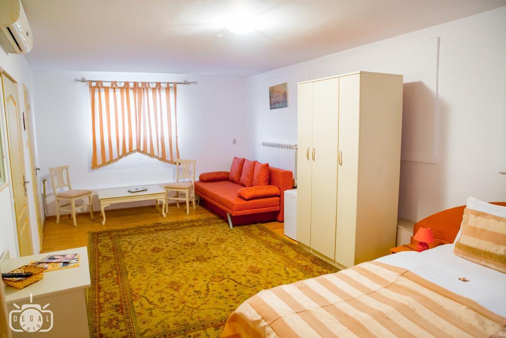 Villa Tamara Bucureşti Phòng bức ảnh