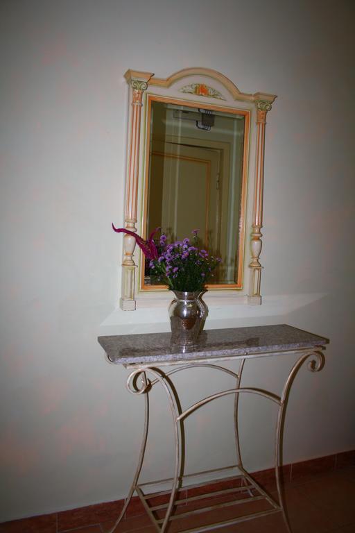 Villa Tamara Bucureşti Ngoại thất bức ảnh